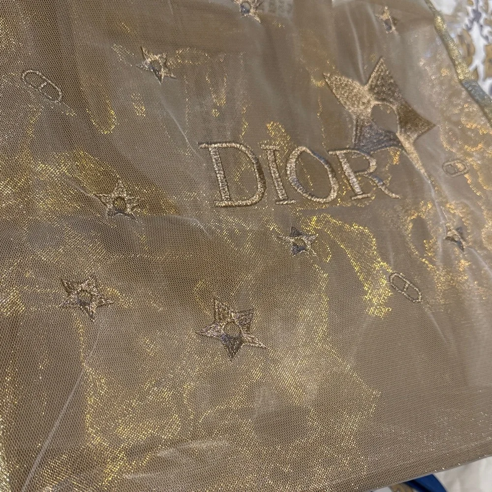 Dior Metallic Gold Star Mesh Tote - Picture 12 of 13